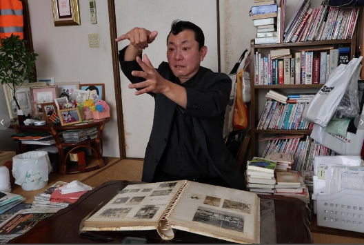 牧山さんの父・嘉一さん（左）と母・昌子さん